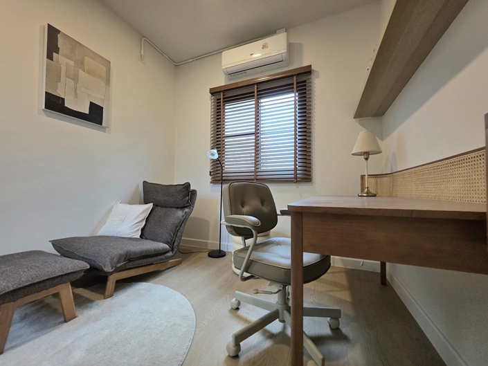 ติดตั้งมู่ลี่ห้องทำงาน